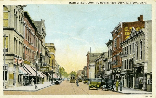 Piqua Historical Postcard Mainstreet