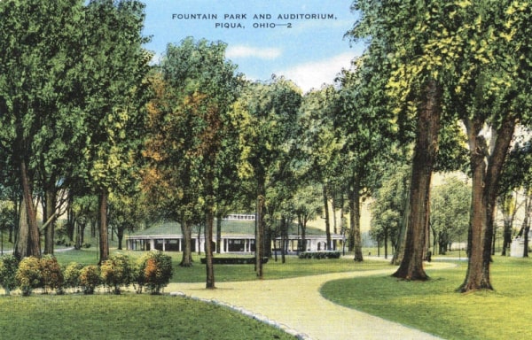 Piqua Historical Postcard Fountain Park